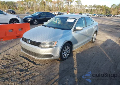 2011 Volkswagen Jetta 2.5L Se z USA, uszkodzony, nr VIN 3VWDX7AJ8BM331015